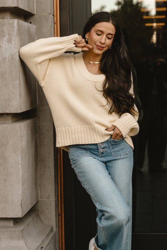 Boston Sweater in Daisy Clothing Holley Girl