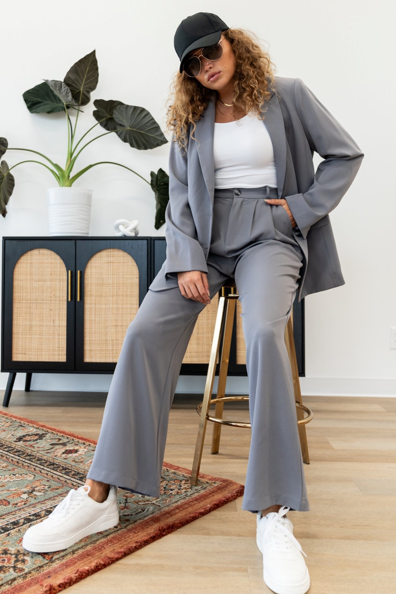 Jessie Pant in Grey Clothing Holley Girl