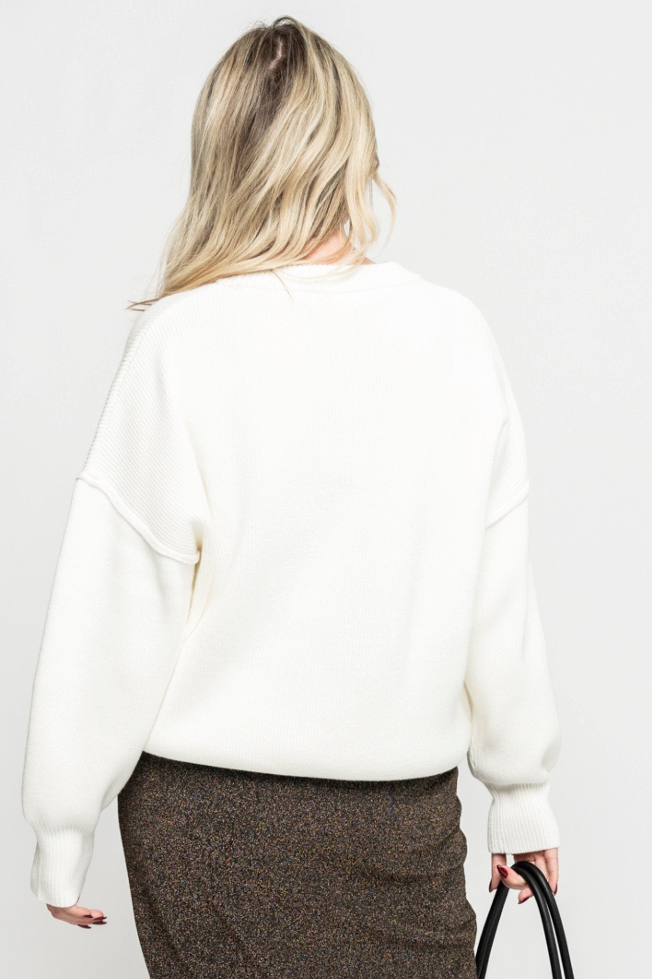 Harris Sweater in Ivory Holley Girl