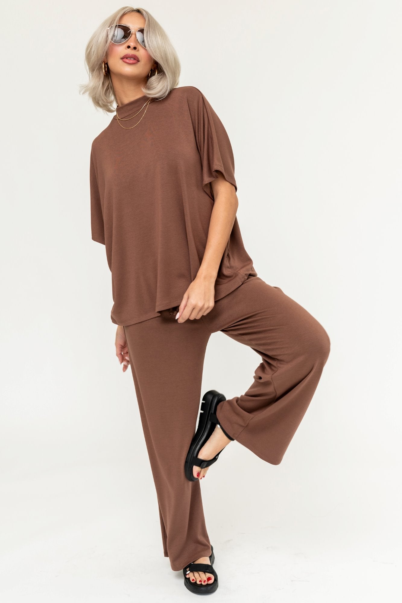 HOLLEY GIRL - Travel Top in Cocoa Clothing Holley Girl