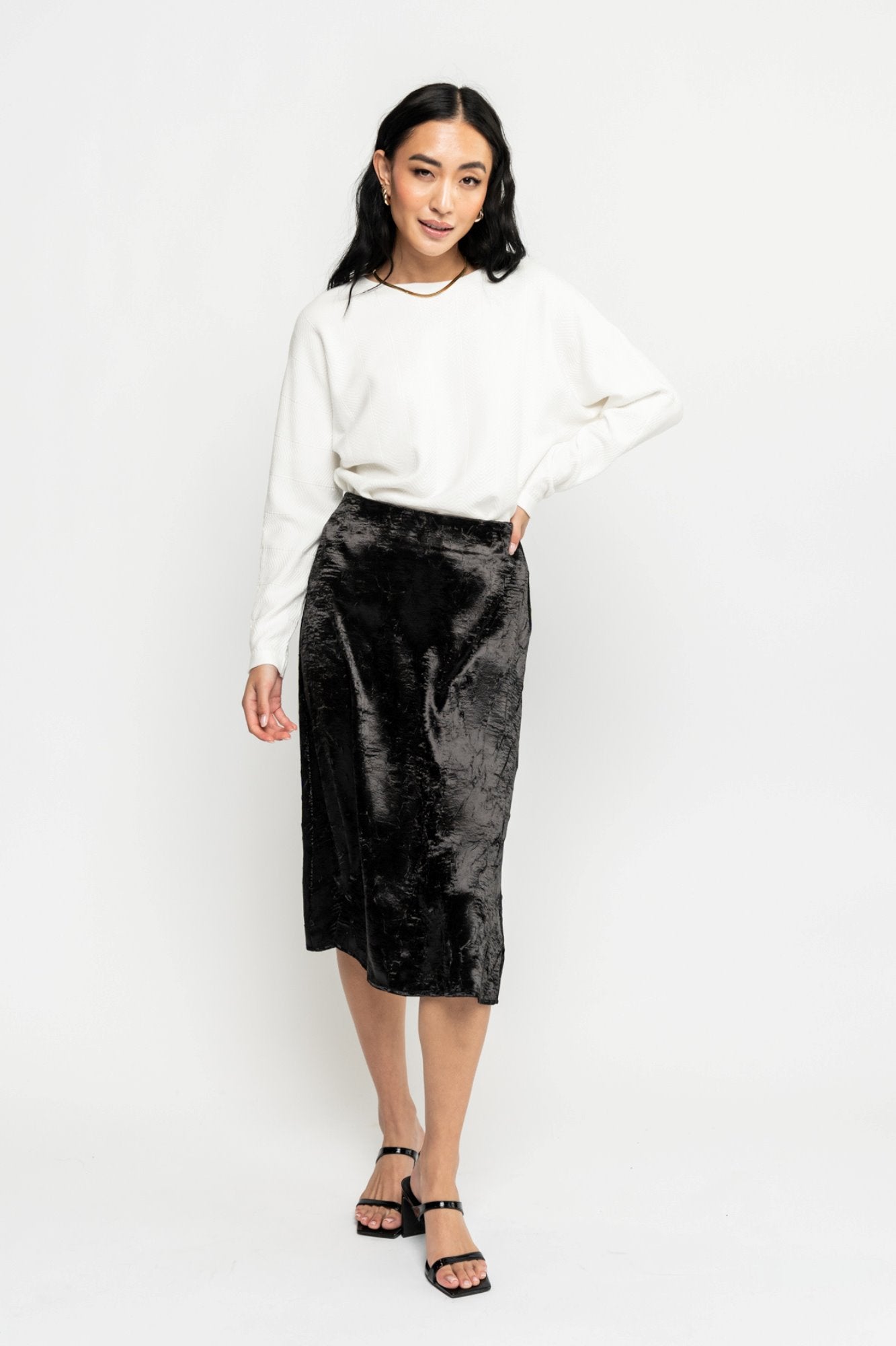 Corbin Sweater in White Holley Girl