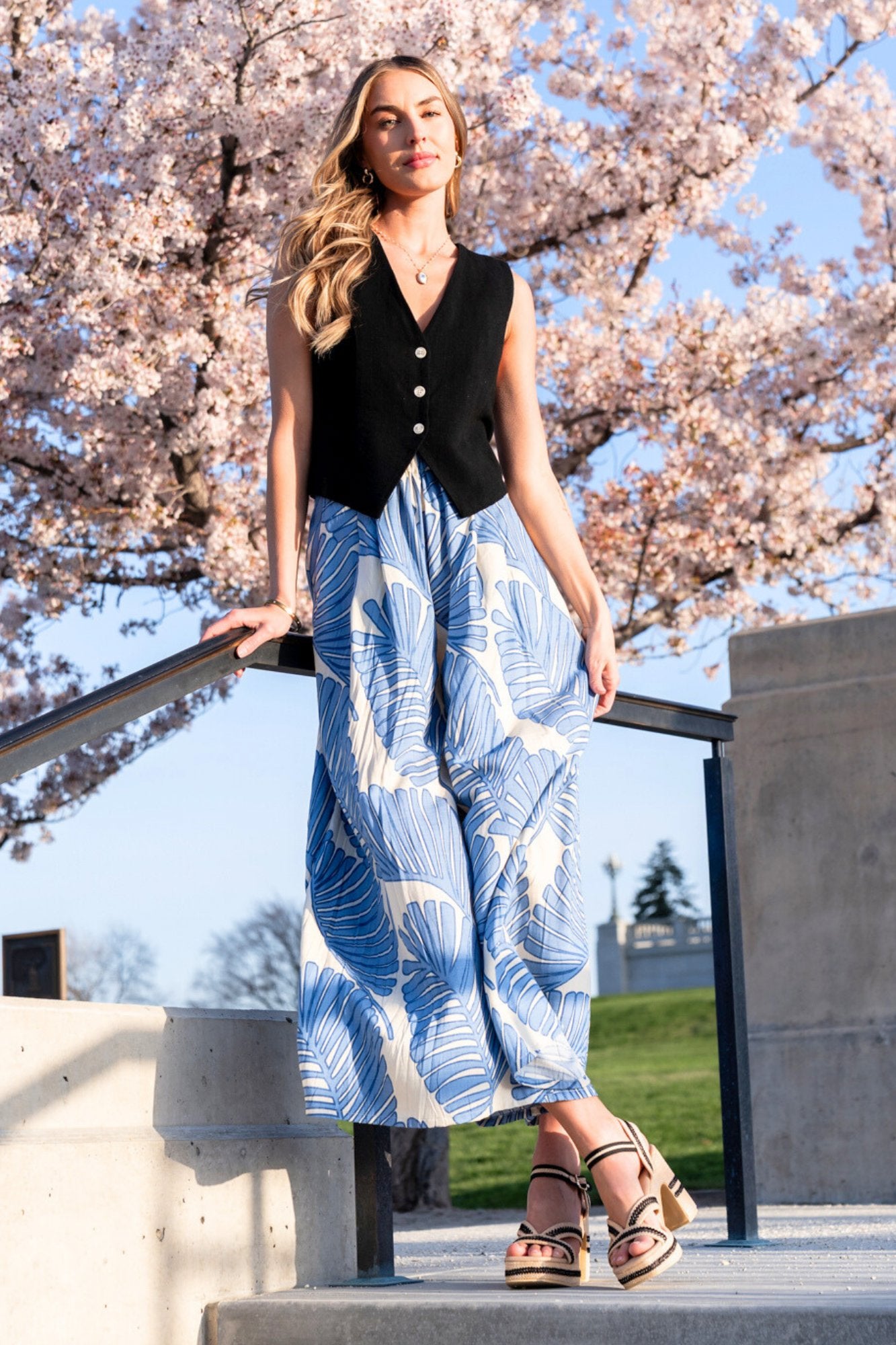 Spencer Vest in Black Holley Girl