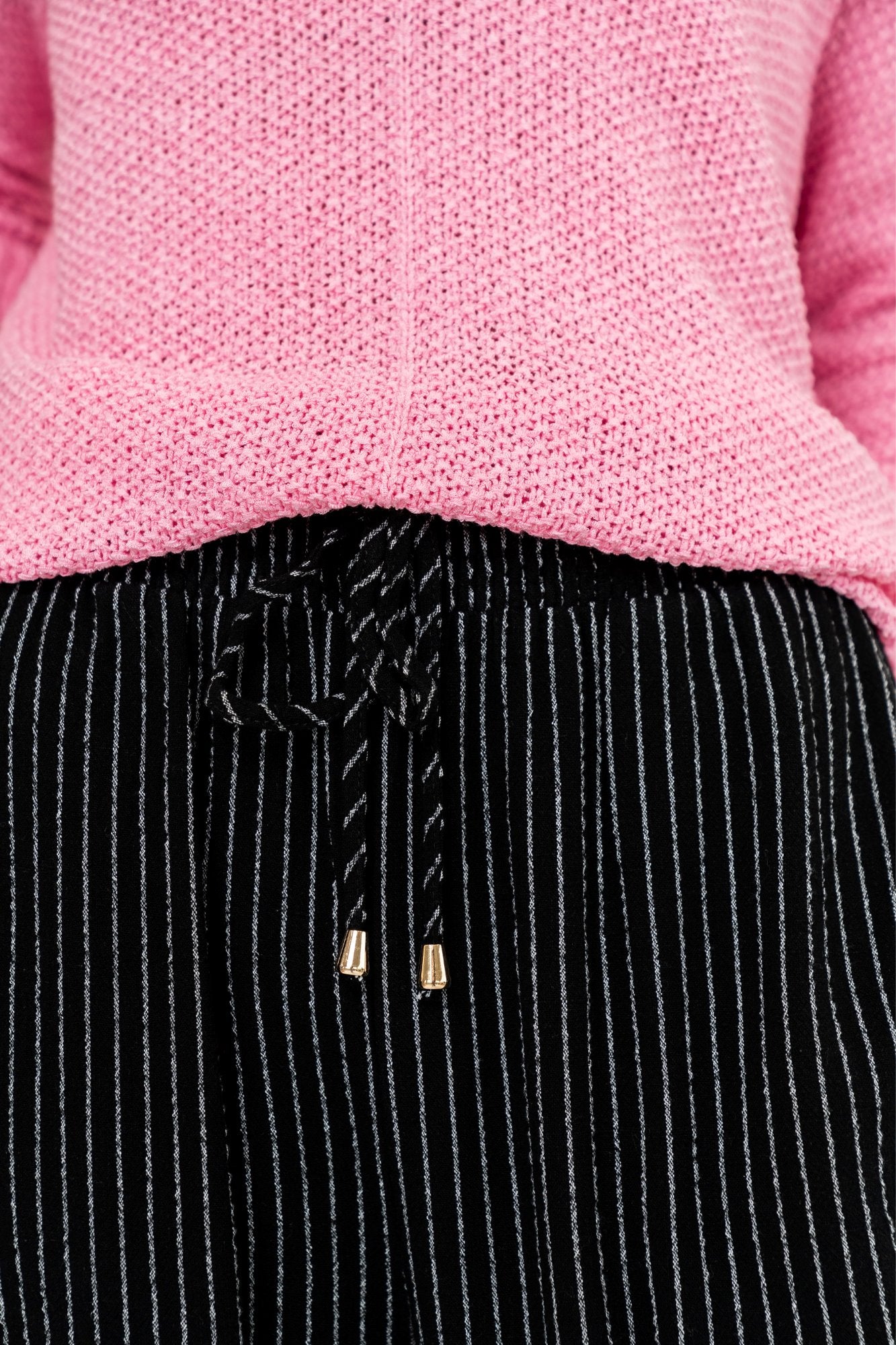 Maxwell Pant in Black Holley Girl