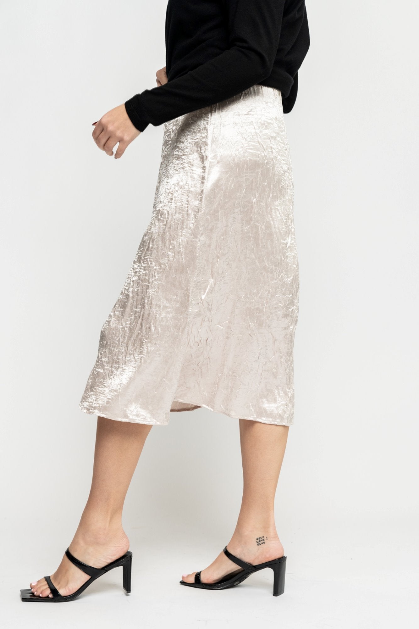 Willow Skirt in Champagne Holley Girl