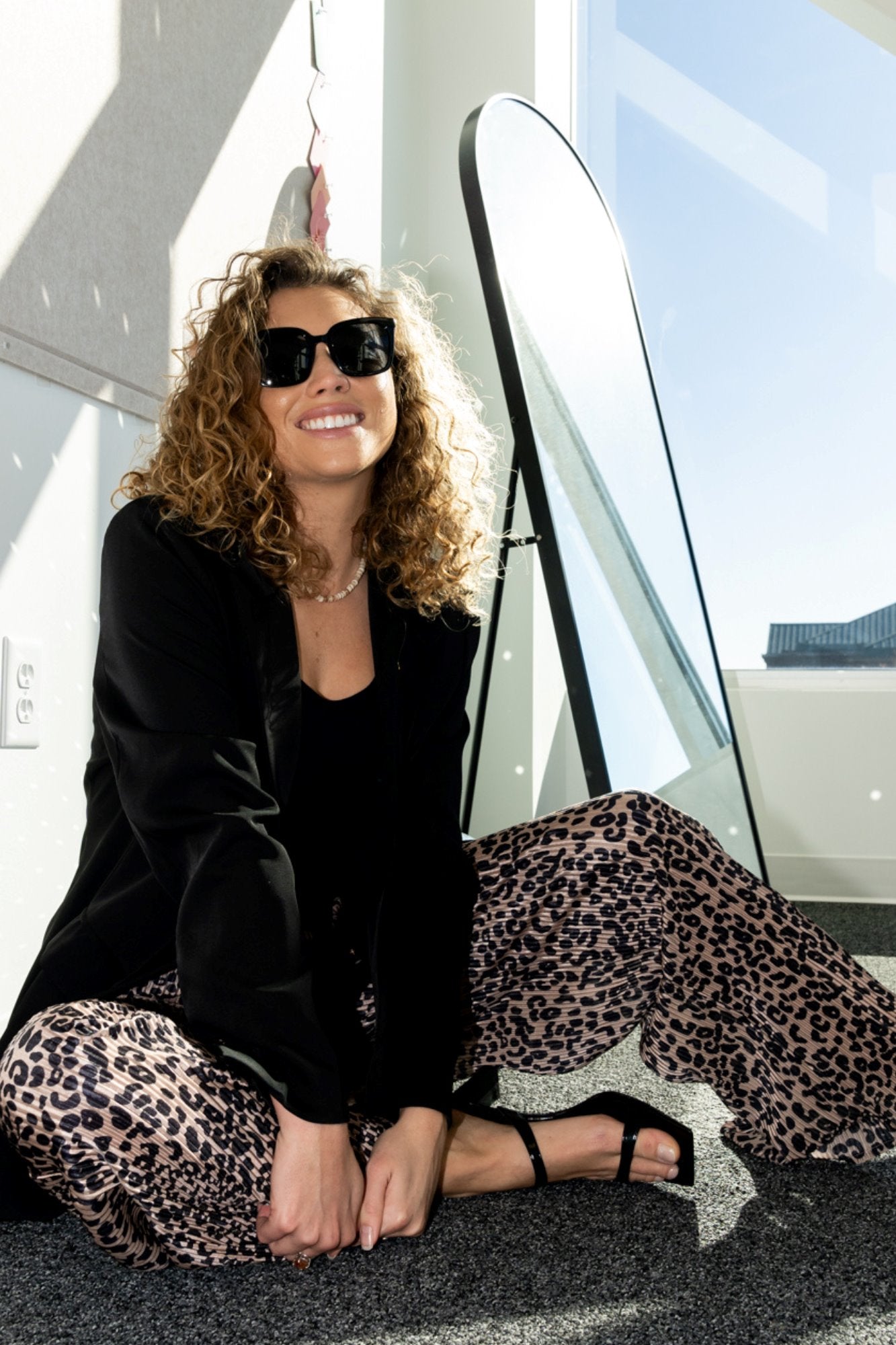 Jessie Blazer in Black Holley Girl