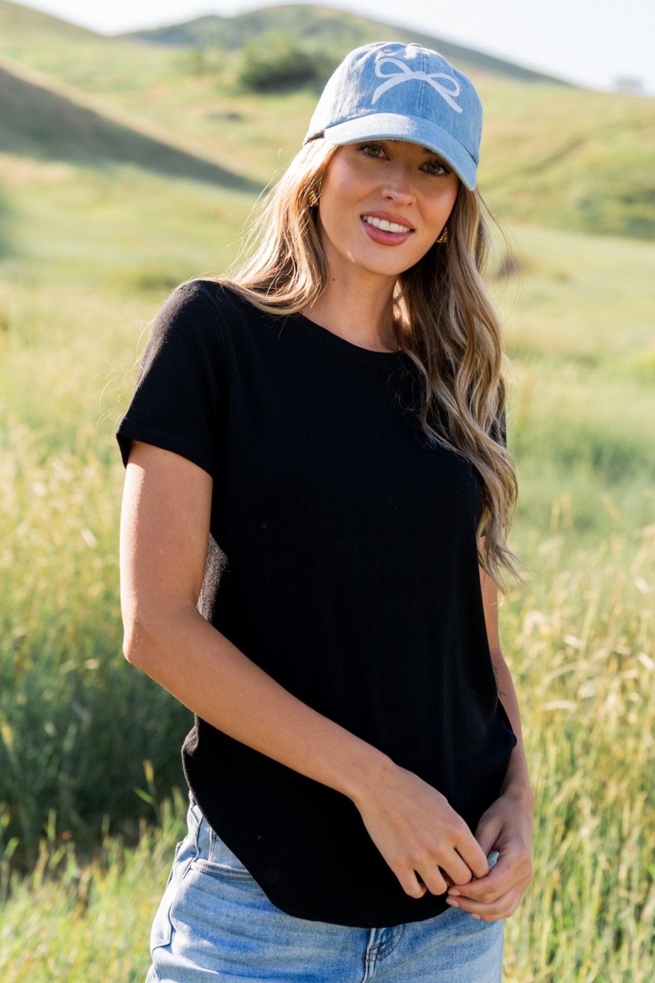 Carli Top in Black Clothing Holley Girl