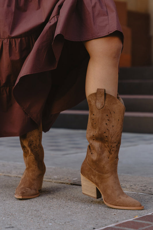 Desert Boots Clothing Holley Girl