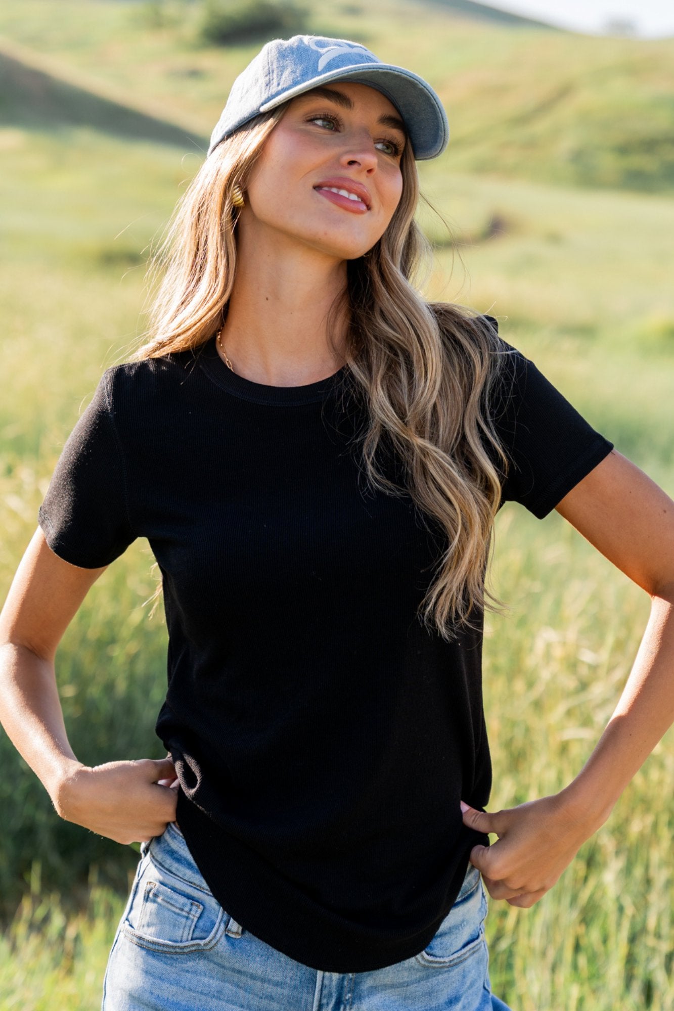 Carli Top in Black Clothing Holley Girl