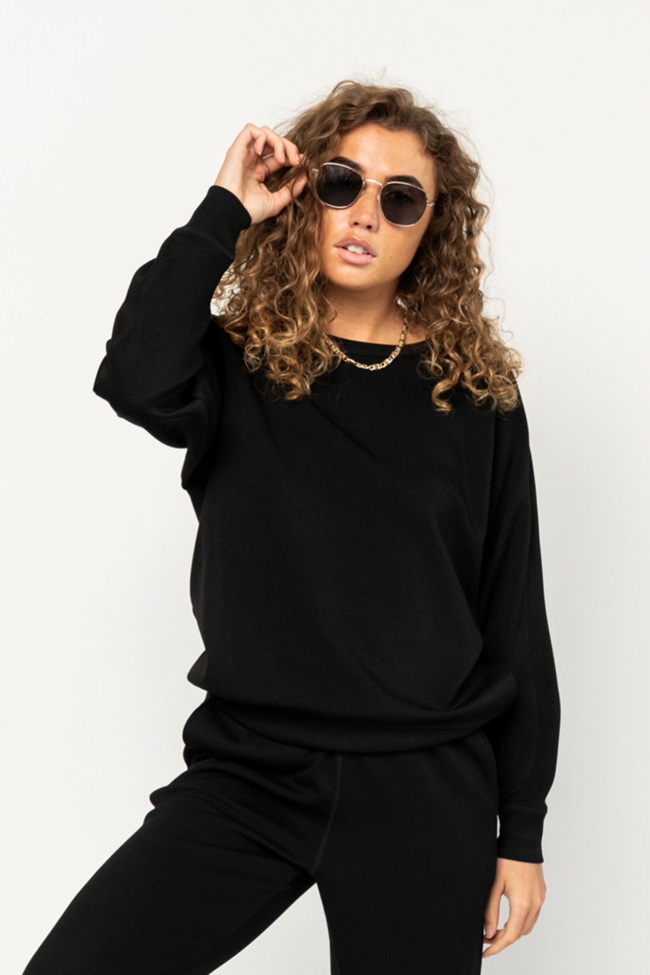 Reese Pullover in Black (Small - 3XL) Holley Girl
