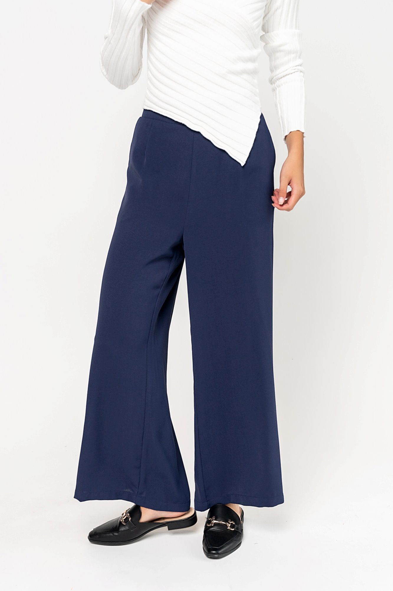 Jovie Pant in Navy (Small-XL) Holley Girl