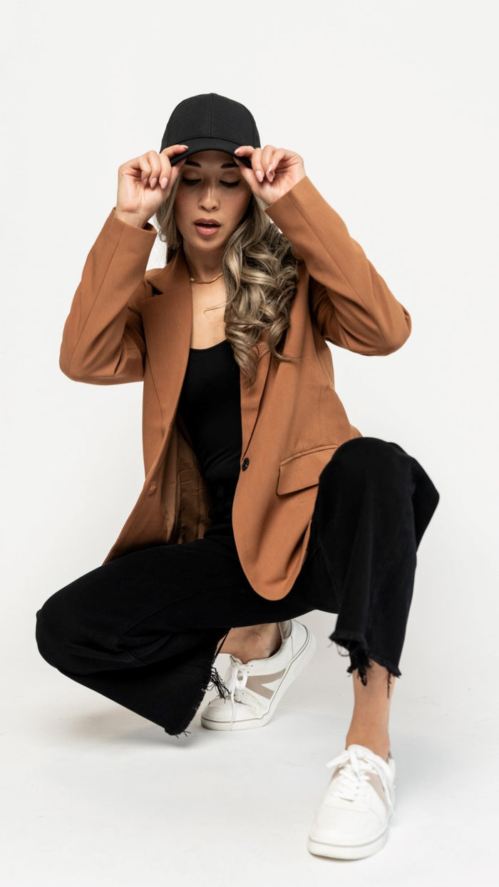 What to Wear - Maddie Tee + Jaxs Pant