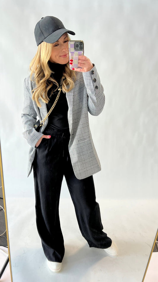 What to Wear - Crew Blazer + Layla Pant