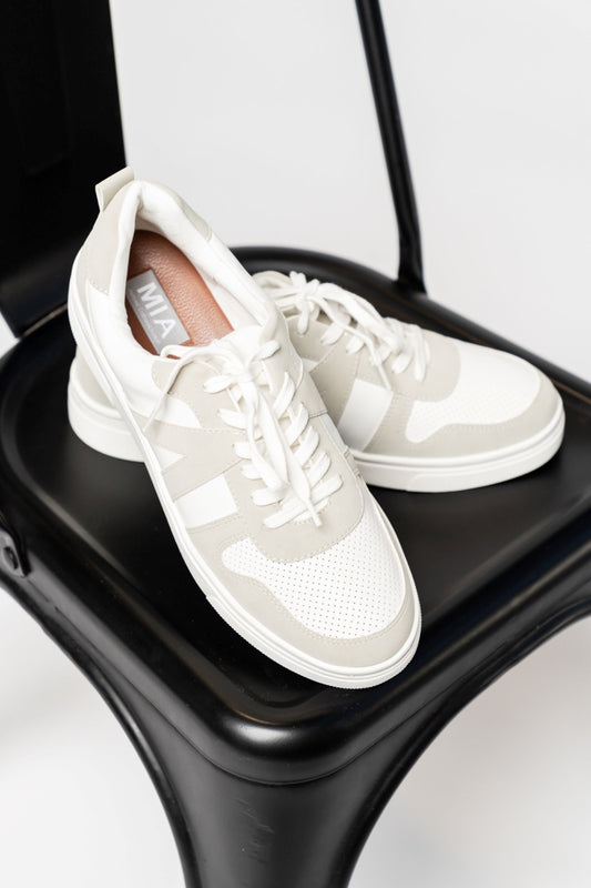 Claire Sneakers in Stone Holley Girl 