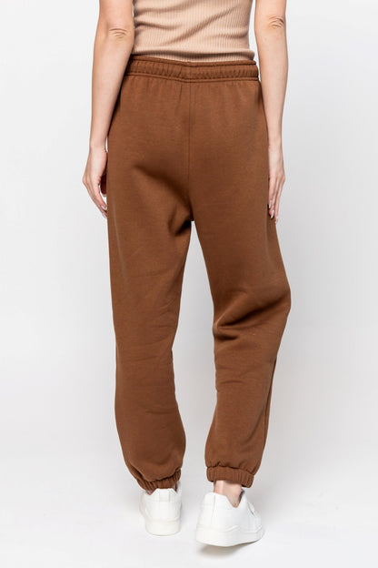 Bailey Sweats in Cocoa Holley Girl 