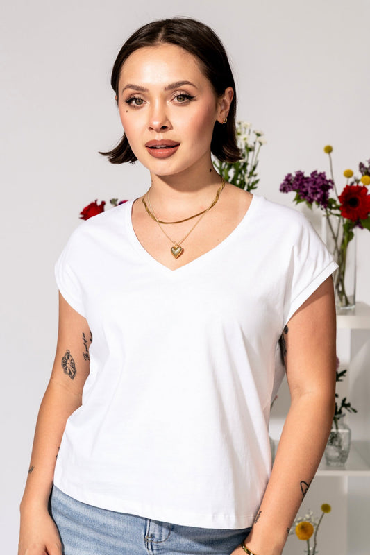 Sunny Tee in White Clothing Holley Girl 