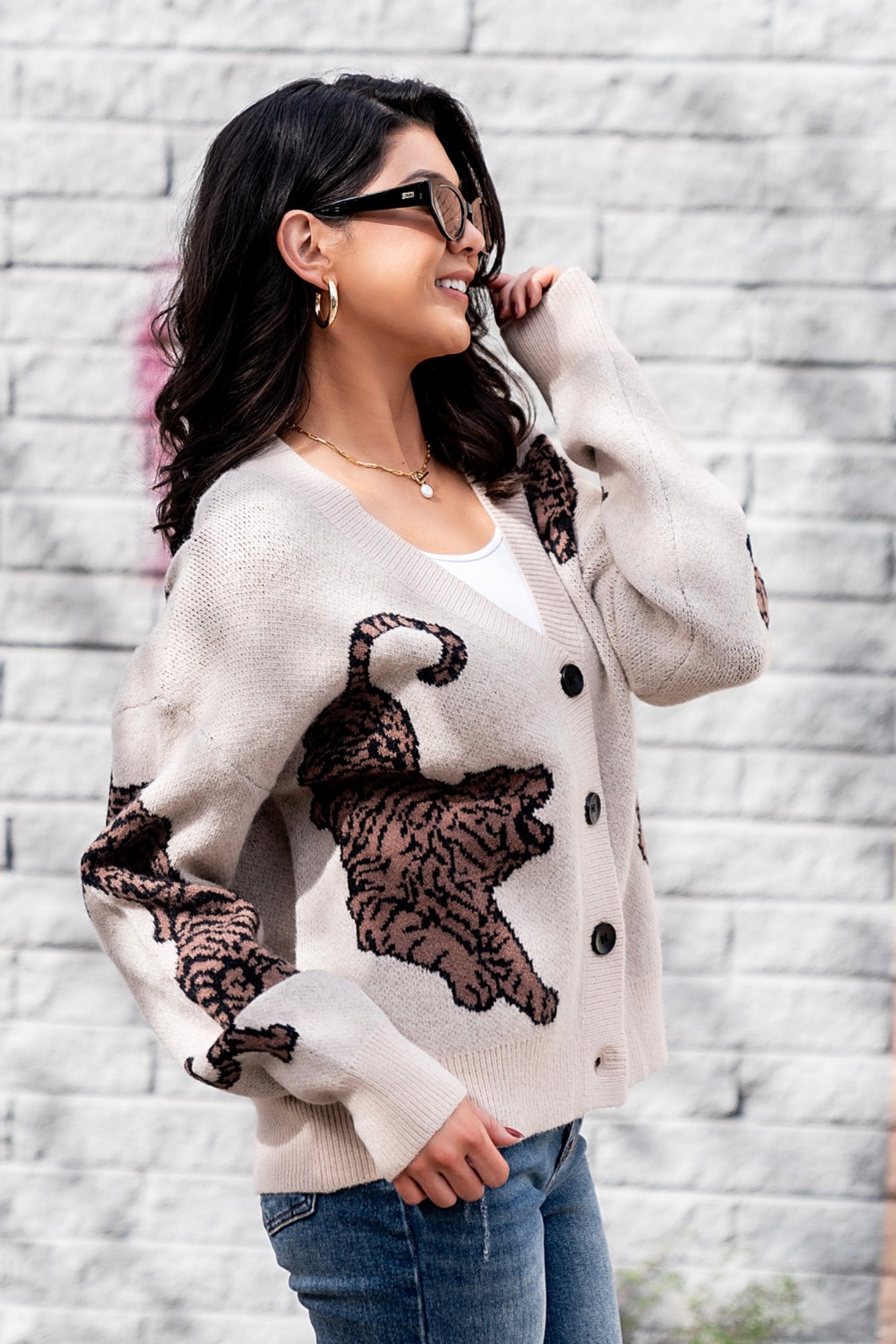 Tigress Sweater in Oatmeal Clothing Holley Girl 