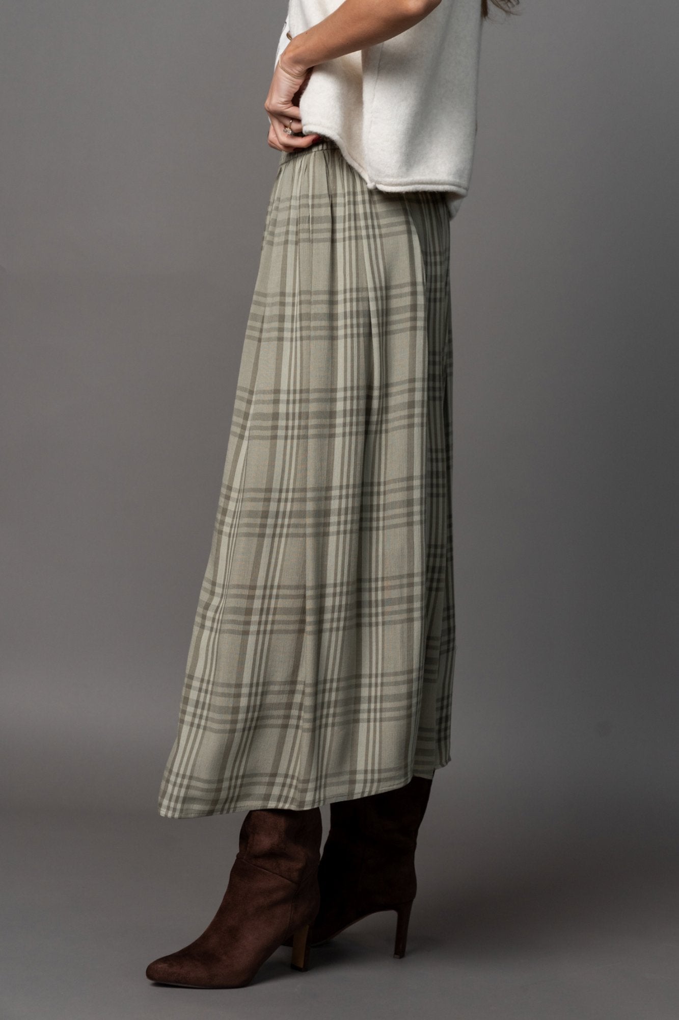 Wander Skirt Clothing Holley Girl 