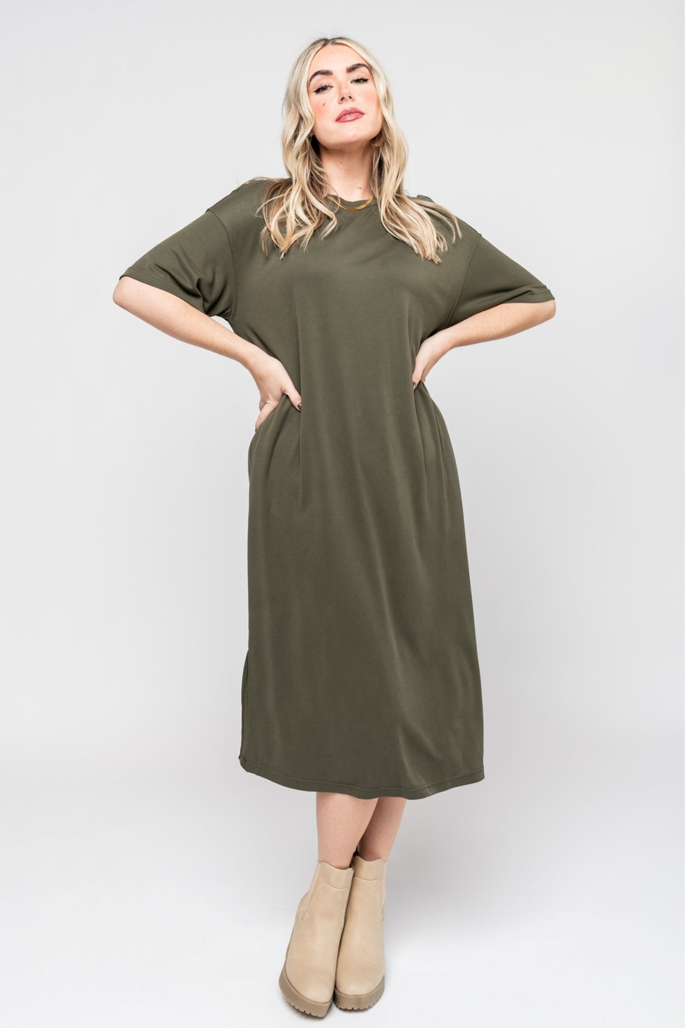 Maeve Dress in Olive Holley Girl 