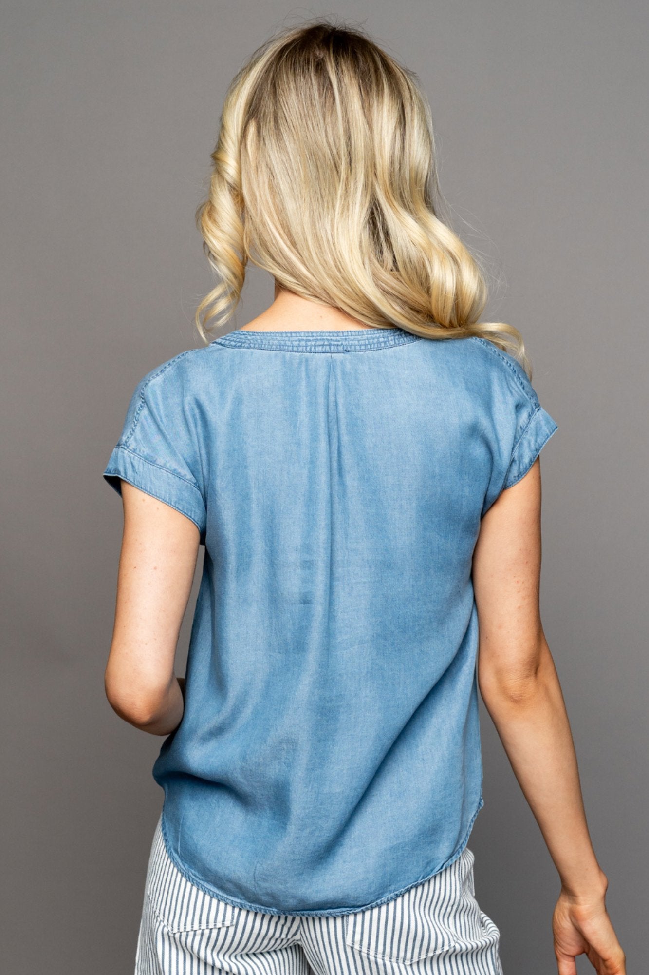 Albion Top Clothing Holley Girl 