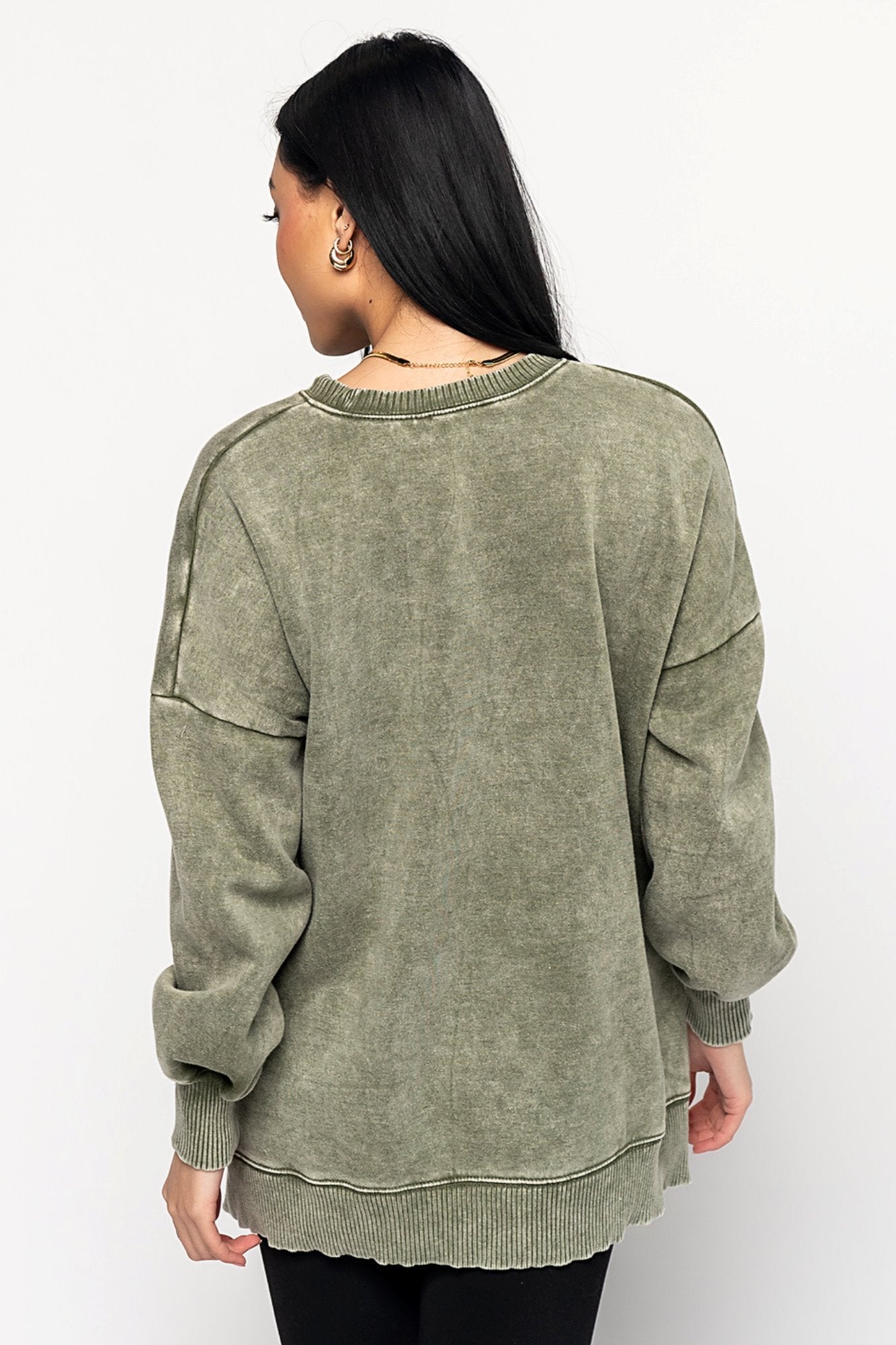 Eddie Pullover in Olive Holley Girl 