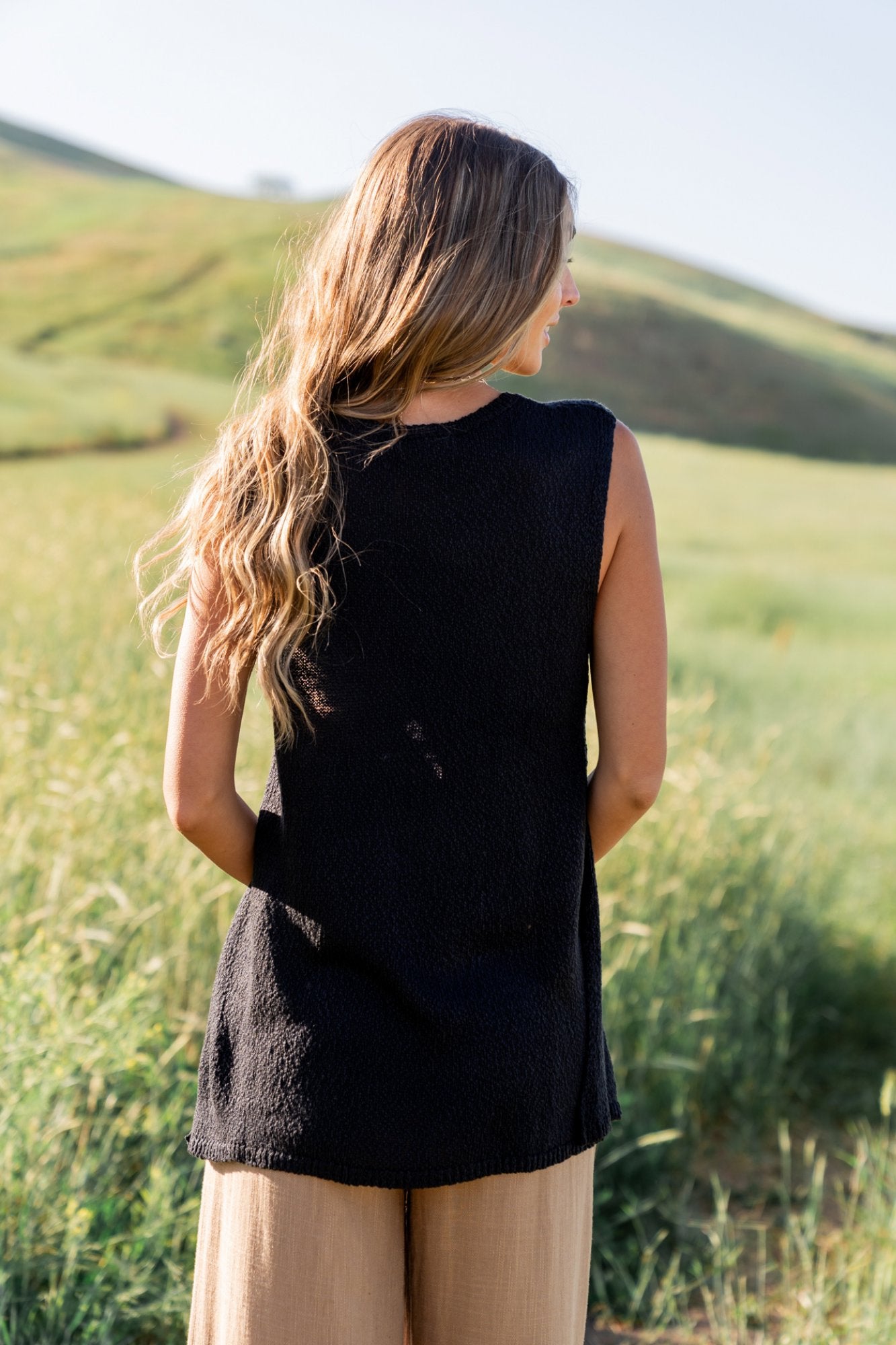 Namari Top in Black Clothing Holley Girl 