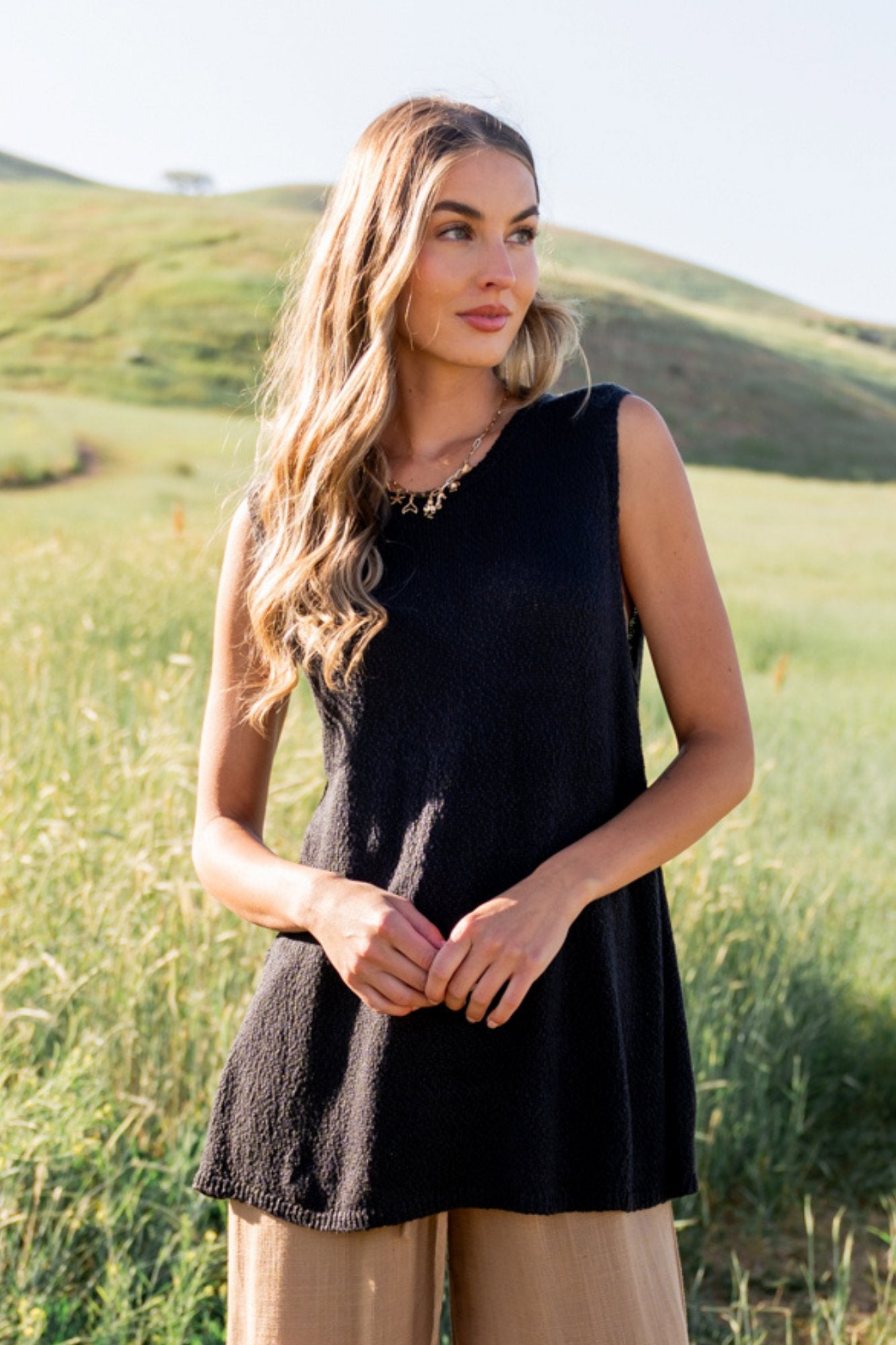 Namari Top in Black Clothing Holley Girl 