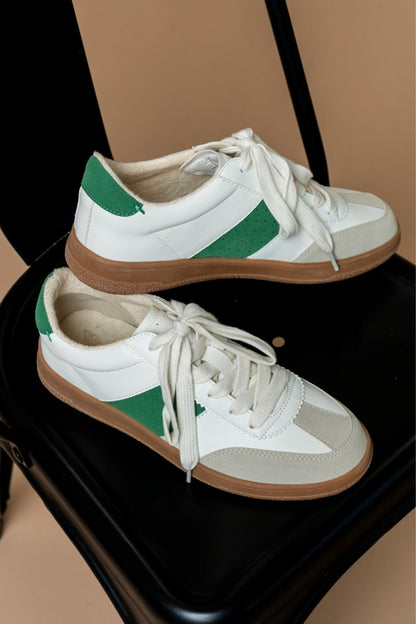 Simon Sneakers in Green Holley Girl 
