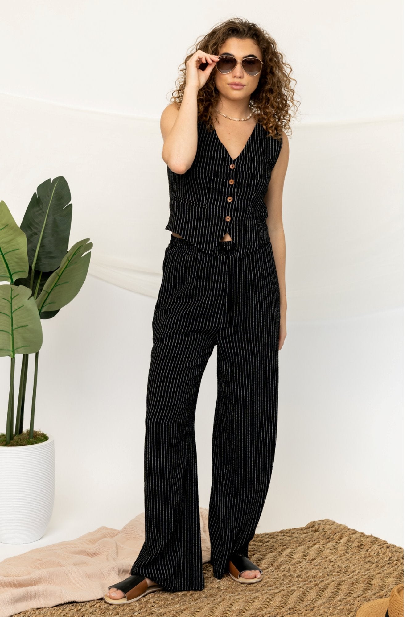 Charleston Pants in Black Holley Girl 