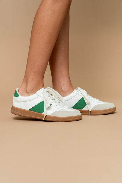 Simon Sneakers in Green Holley Girl 