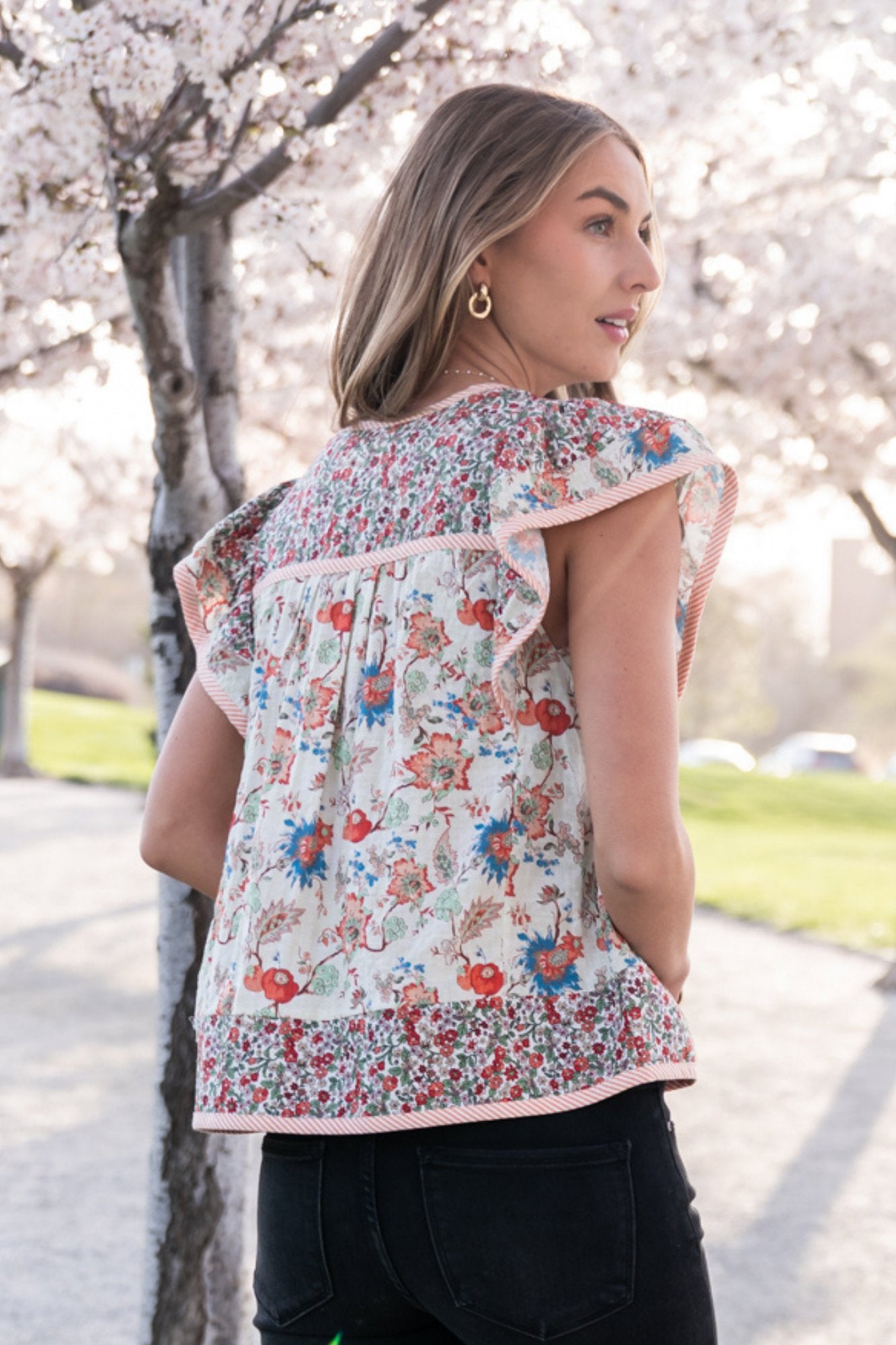 Aurora Top Clothing Holley Girl 
