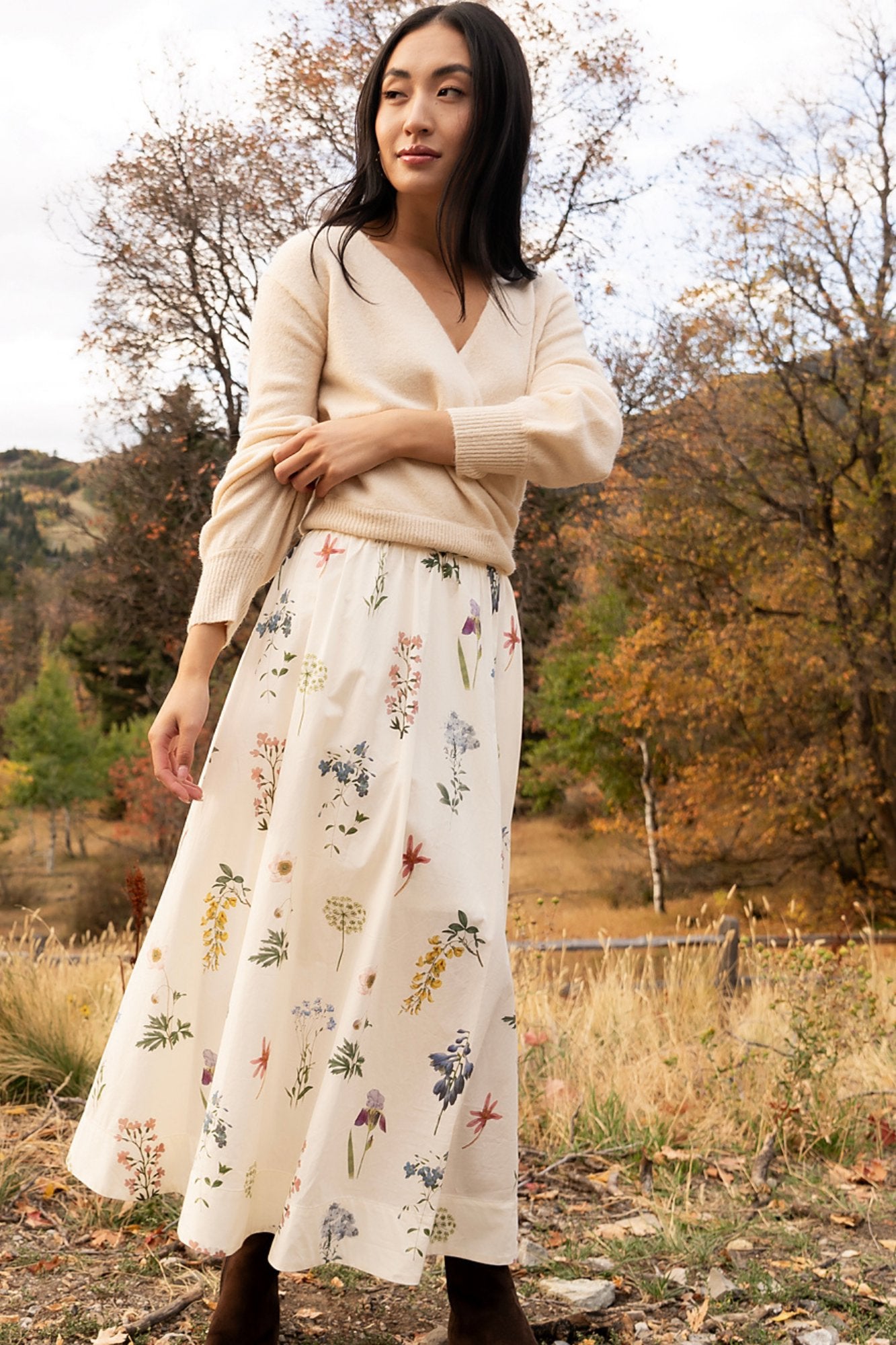 Montreal Sweater in Cream Clothing Holley Girl 