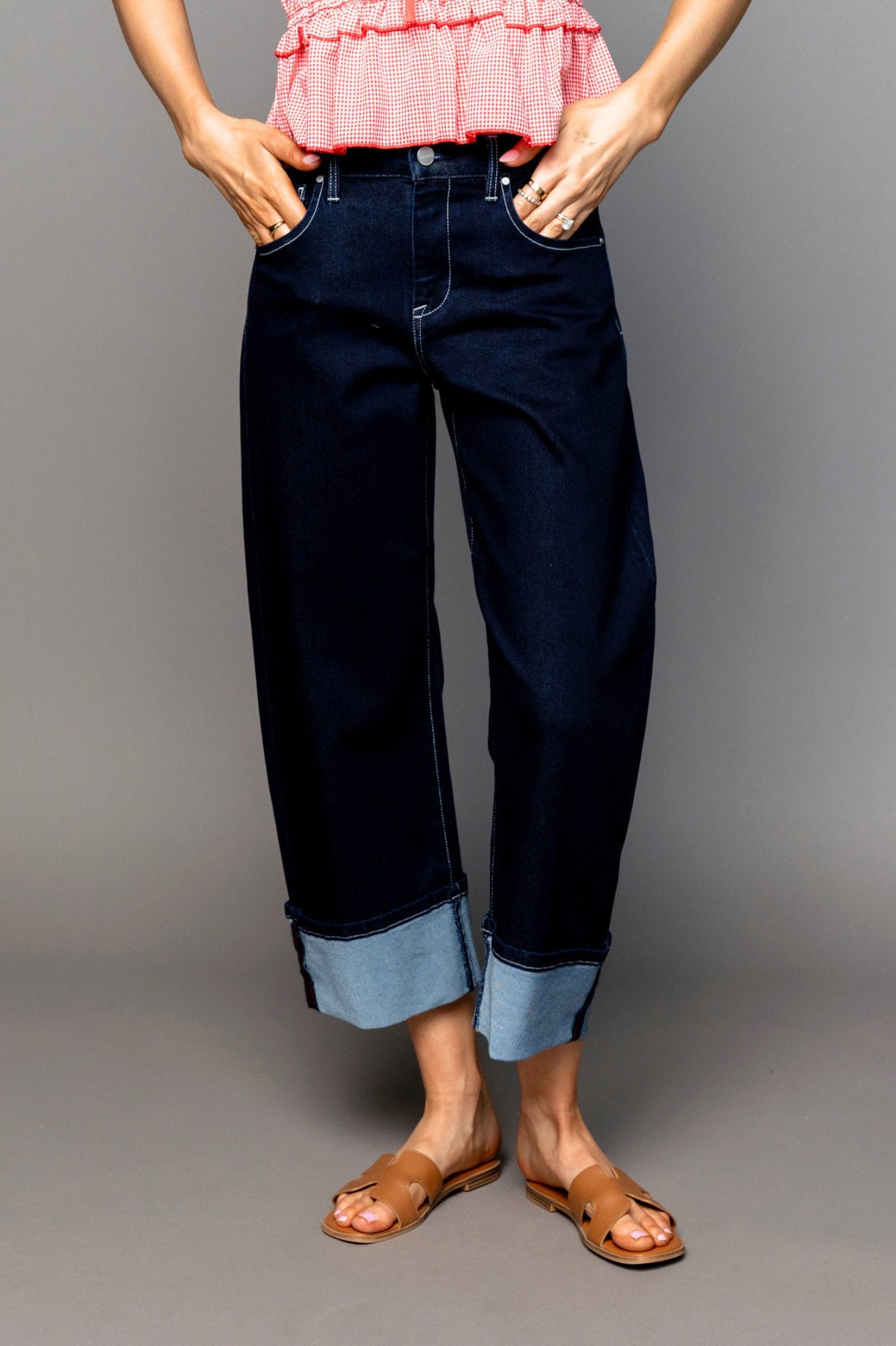 Presley Cropped Barrel Jeans Clothing Holley Girl 