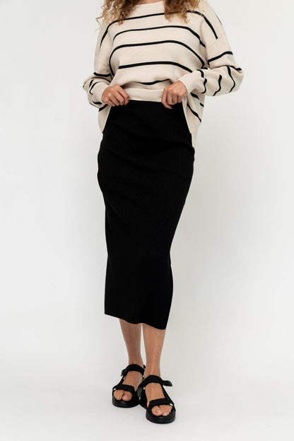 Davis Skirt in Black Holley Girl 