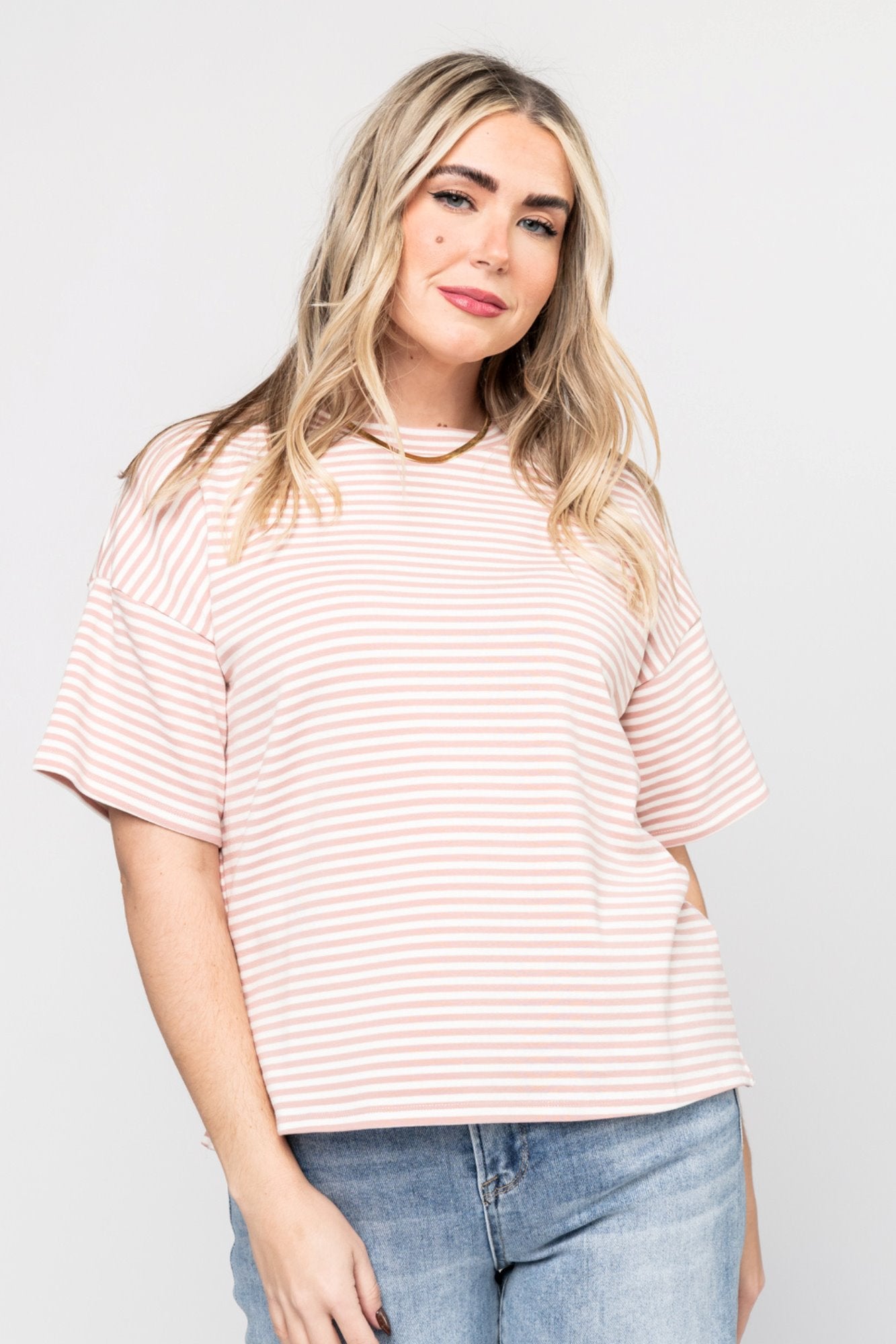 Bliss Tee in Blush Holley Girl 