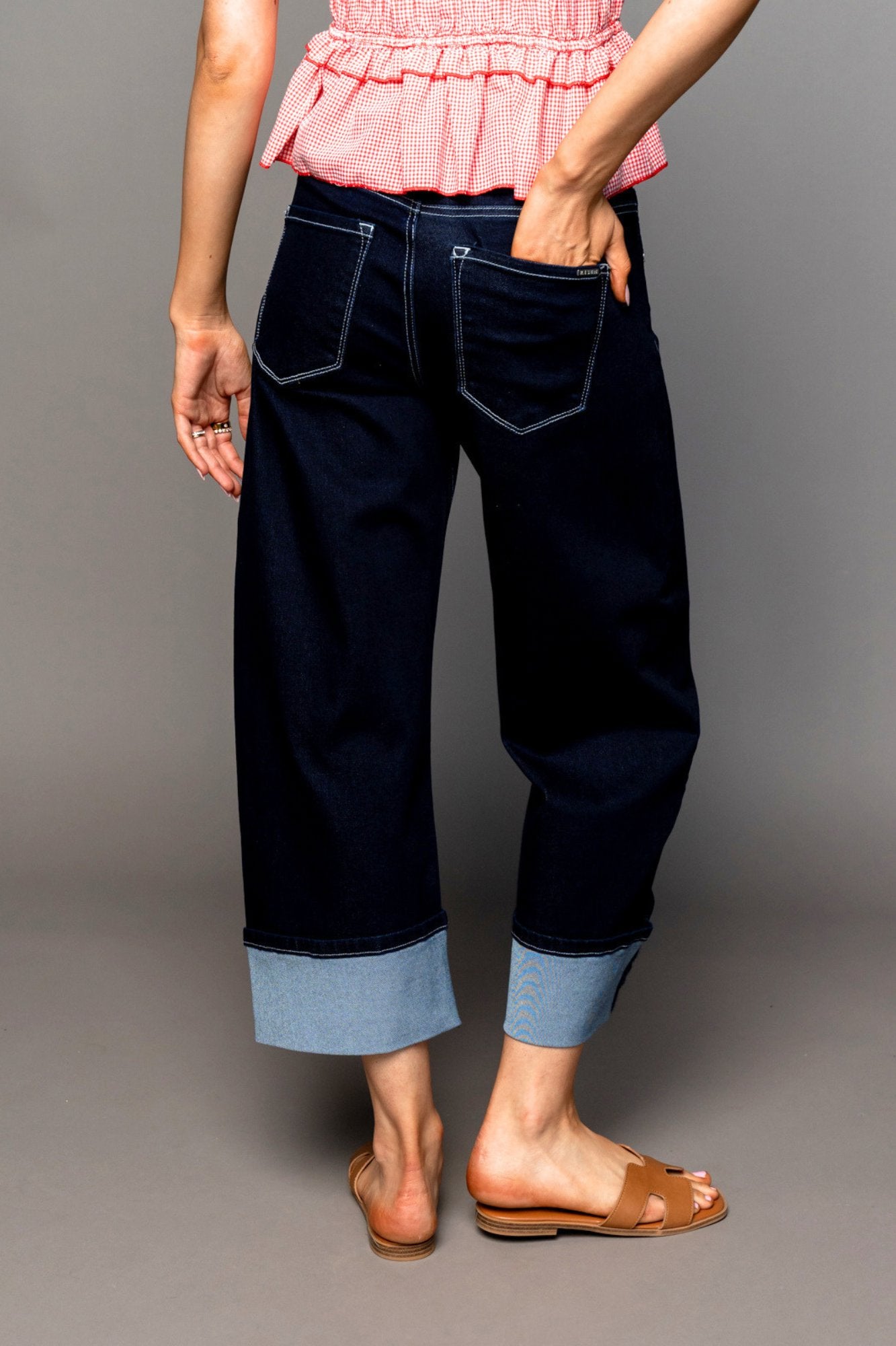 Presley Cropped Barrel Jeans Clothing Holley Girl 