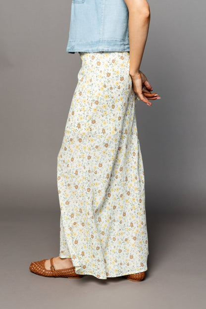 Capri Garden Skirt Clothing Holley Girl 