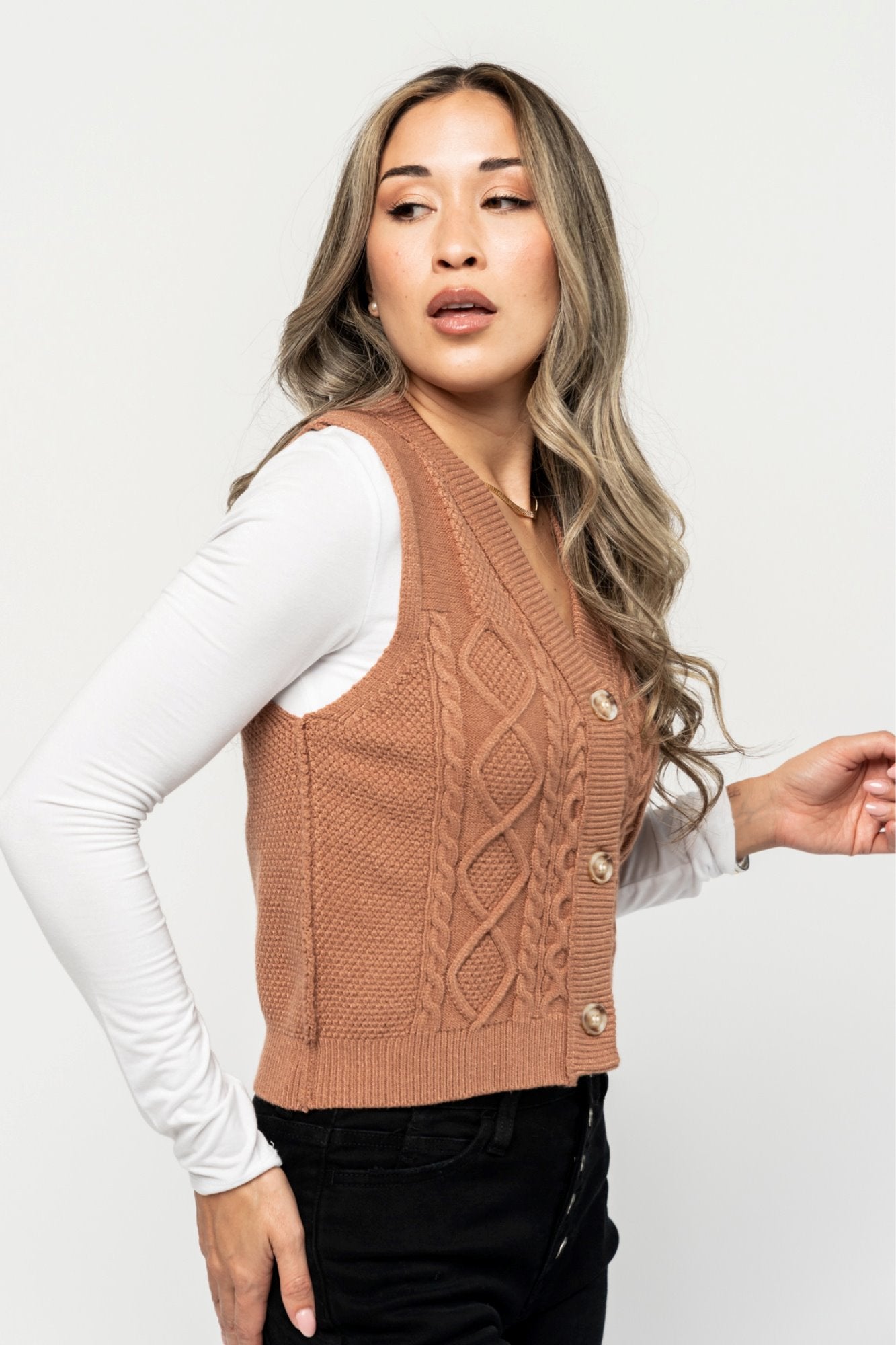 Hayword Sweater Vest in Mocha Holley Girl 