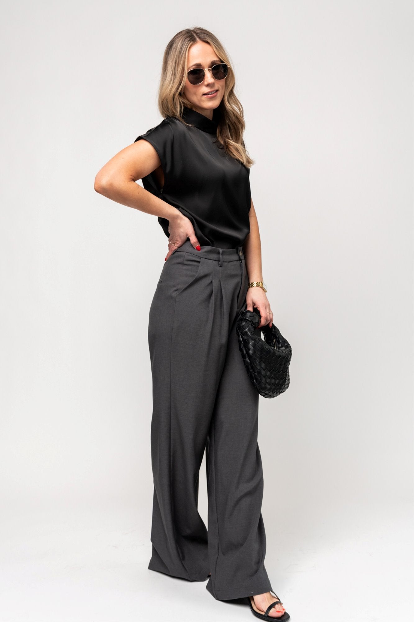 Jaxs Pant in Charcoal Holley Girl 