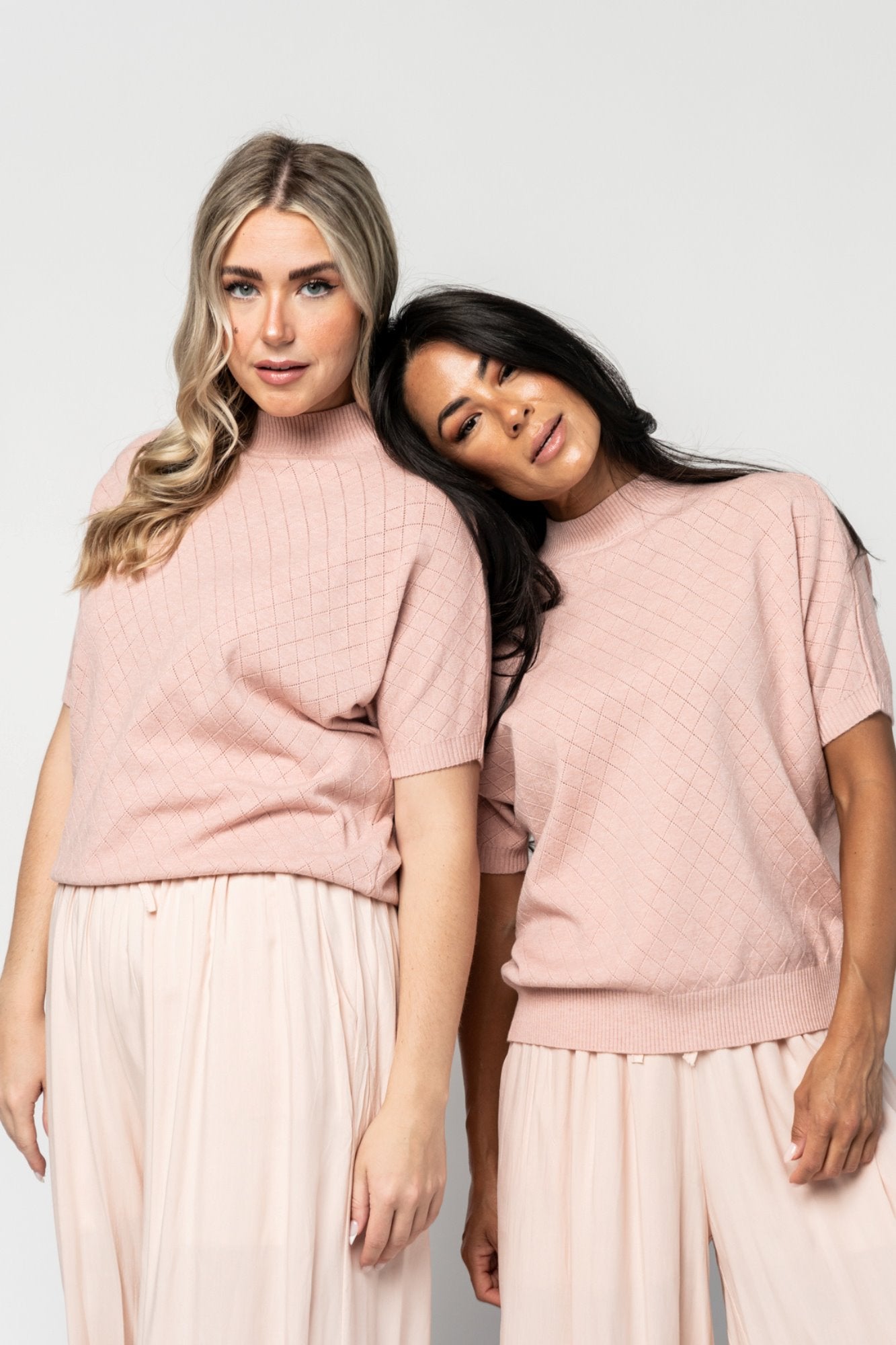 Laurel Sweater in Rose Holley Girl 