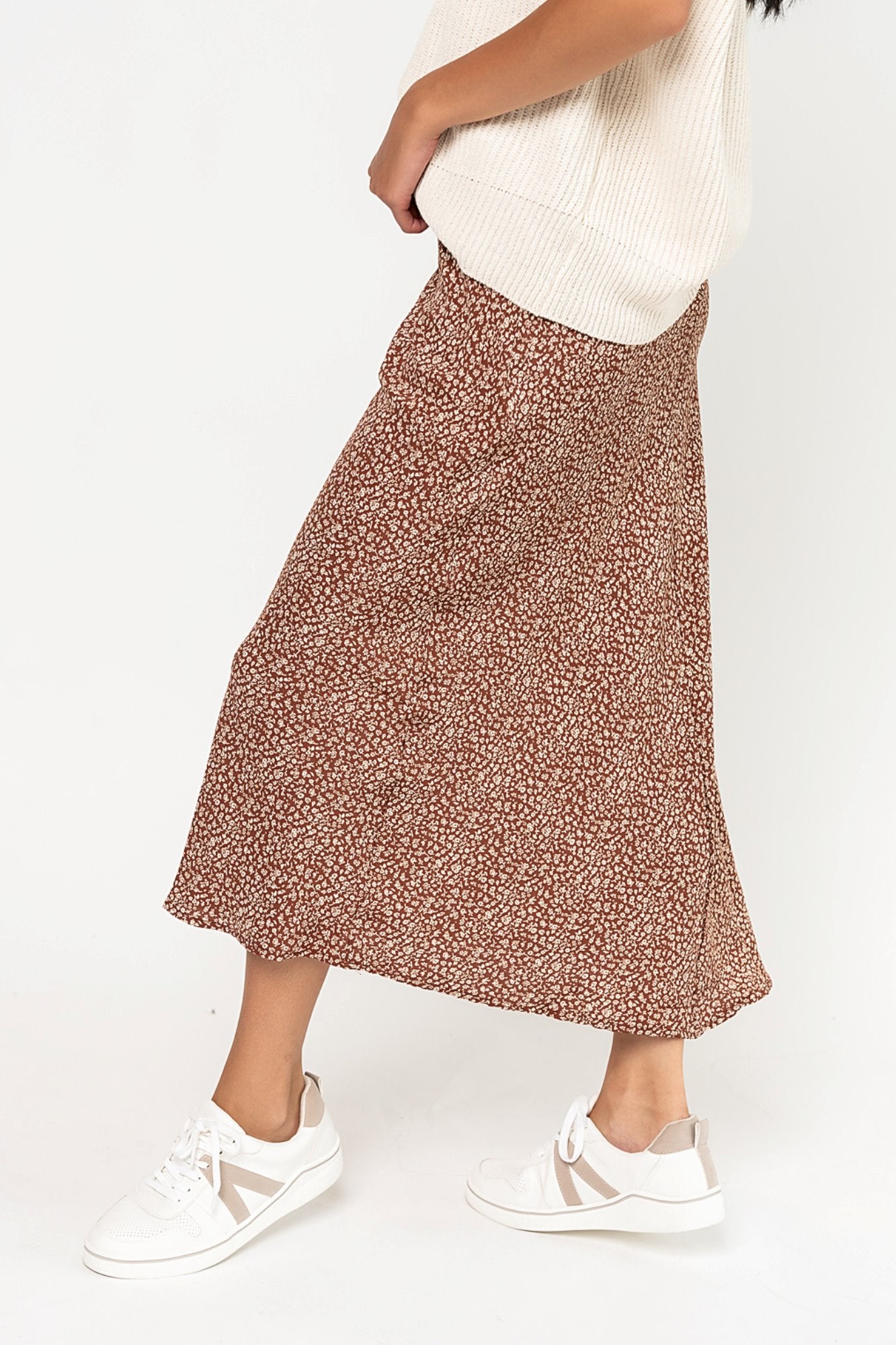 Kinsley Skirt in Rust Holley Girl 