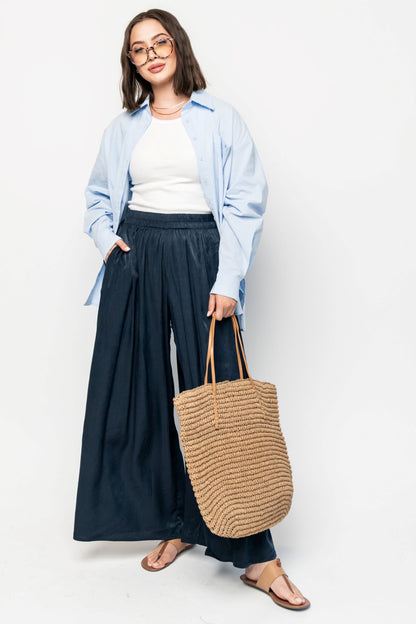 Everett Pant Clothing Holley Girl 