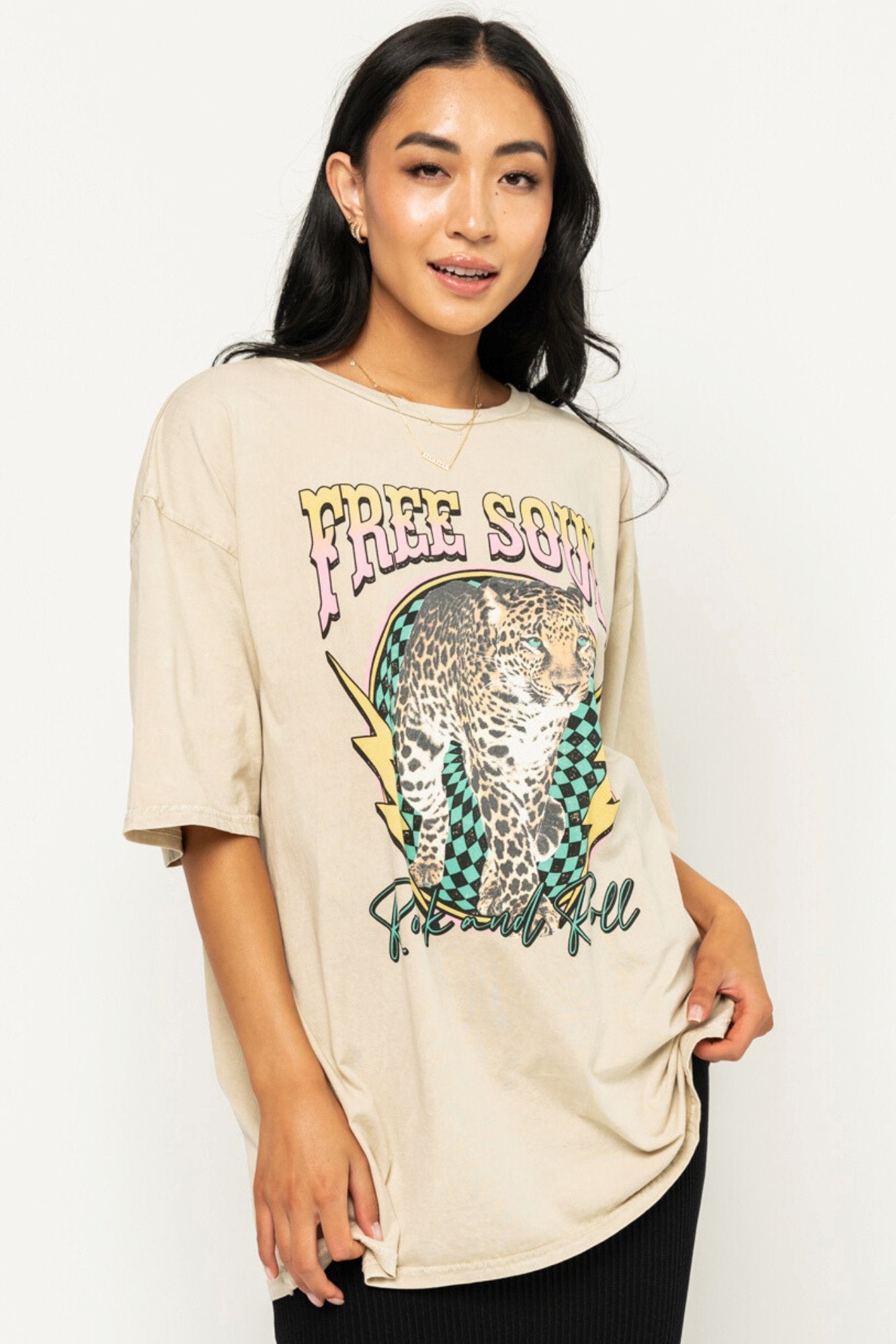MY OVERSIZED GRAPHIC T-SHIRT COLLECTION  Tees Try-On (Urban Outfitters,  Project Social T + More) 