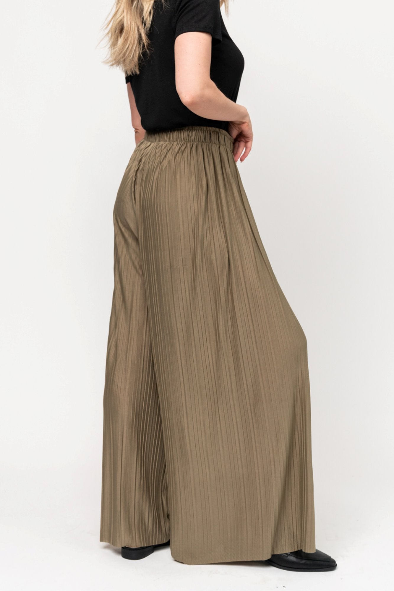 Milana Pant in Olive Holley Girl 