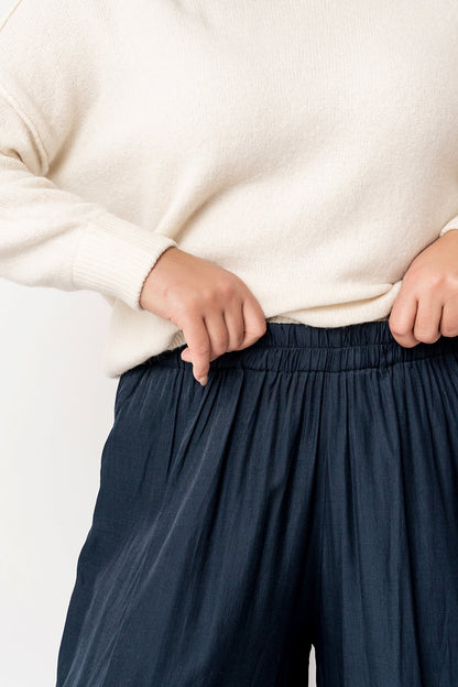 Everett Pant Clothing Holley Girl 