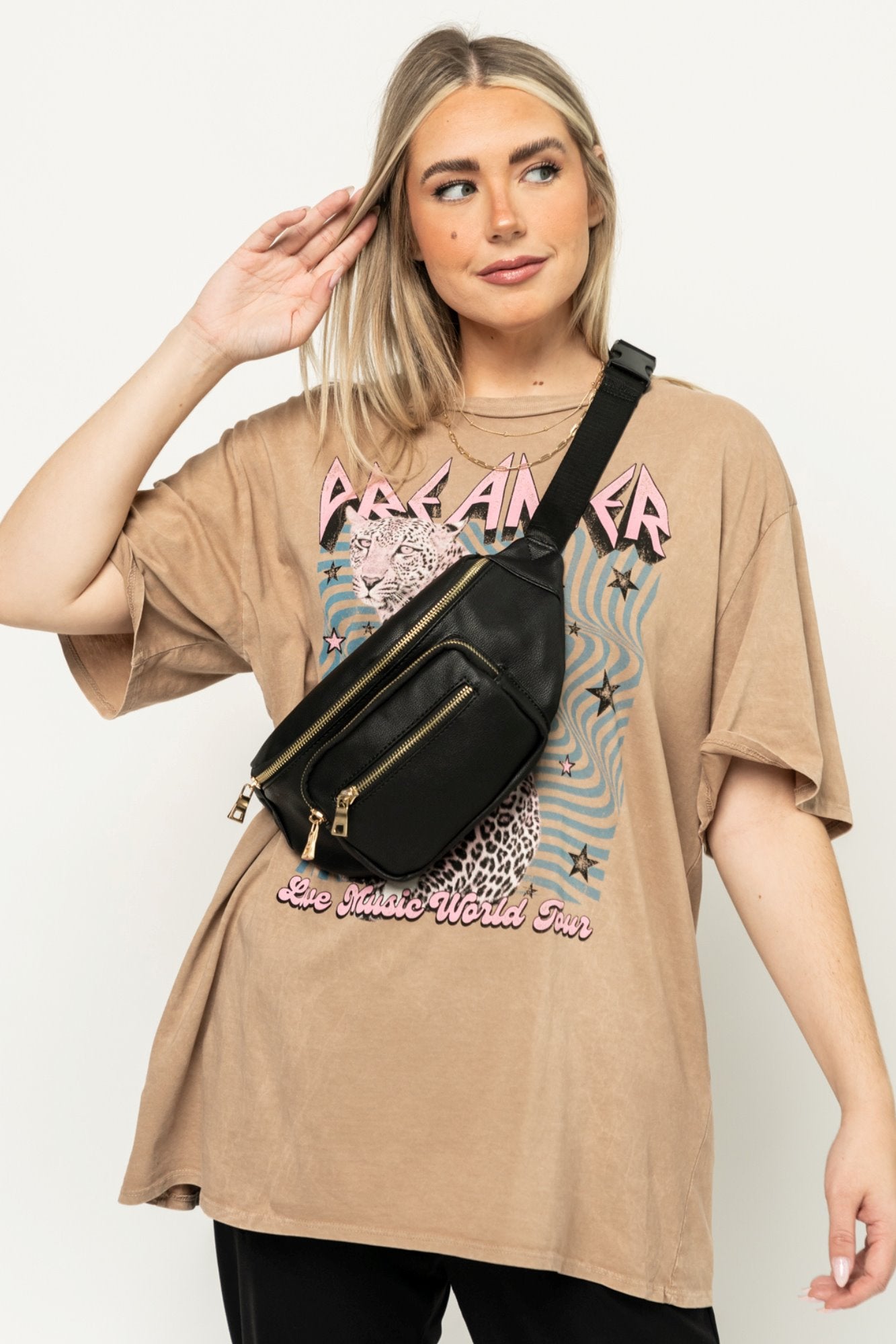 Dreamer Graphic Tee Holley Girl 