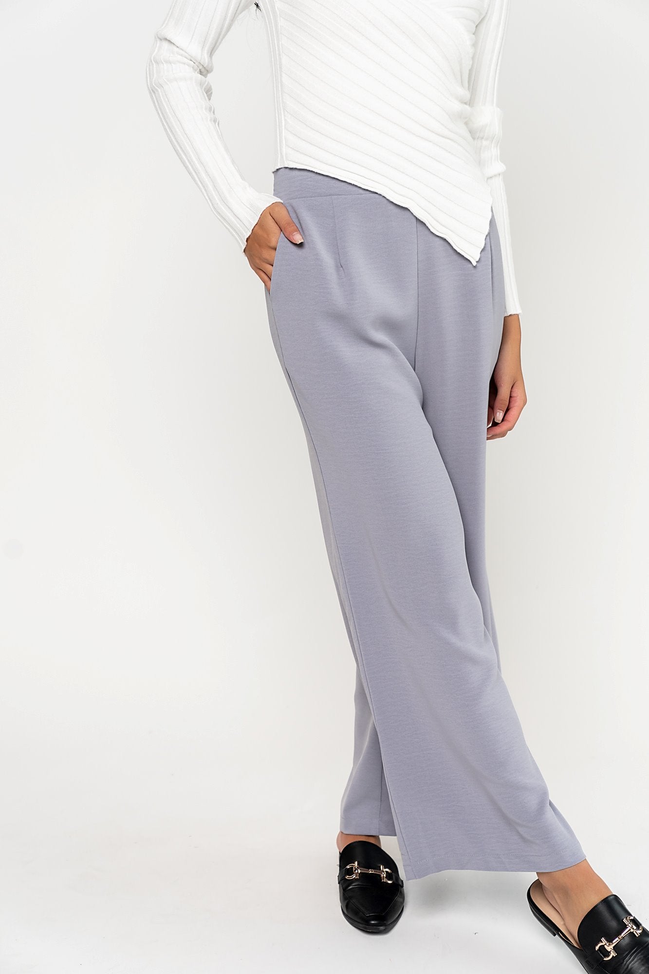 Jovie Pant in Grey (Small-XL) Holley Girl 