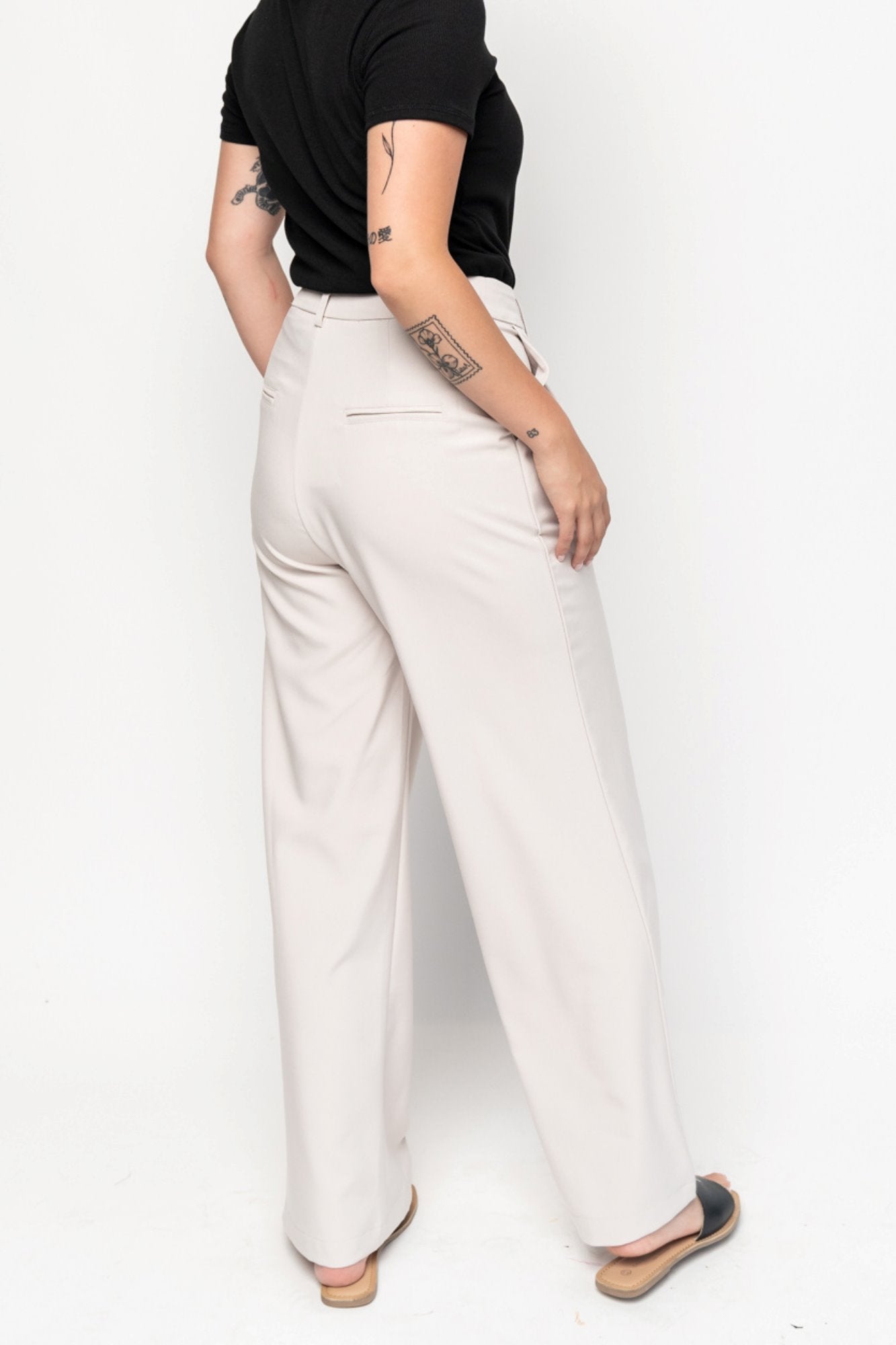 Jaxs Pant in Cream Holley Girl 